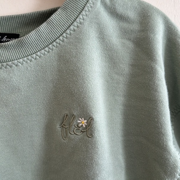 For Love & Lemon’s olive Green Embroidered Crewneck Sweatshirt Size small - Picture 4 of 7